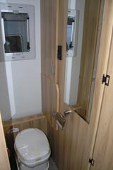 Cabinet-de-toilette-f